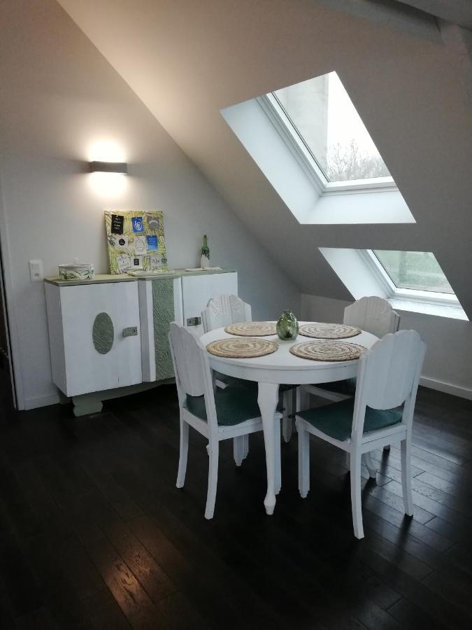 Вилла La Maison De La Vallee Froissy  Экстерьер фото